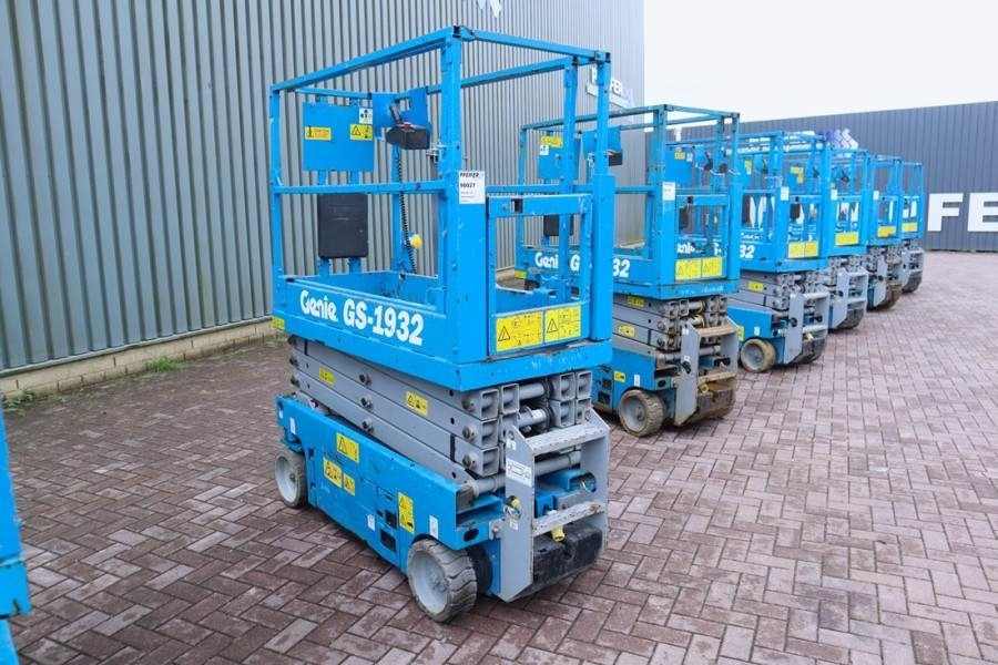 Genie GS1932 Electric, Working Height 7.8 m, 227kg Capac - Saksilava: kuva Genie GS1932 Electric, Working Height 7.8 m, 227kg Capac - Saksilava Genie GS1932 Electric, Working Height 7.8 m, 227kg Capac - Saksilava: kuva Genie GS1932 Electric, Working Height 7.8 m, 227kg Capac - Saksilava