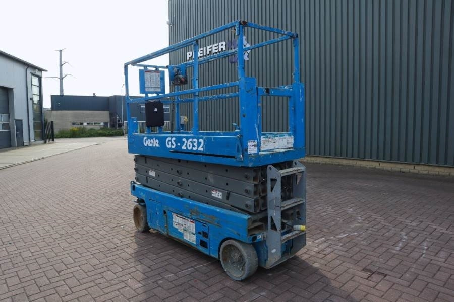 Saksilava Genie GS2632 Electric, Working Height 10m, 227kg Capacit: kuva Saksilava Genie GS2632 Electric, Working Height 10m, 227kg Capacit