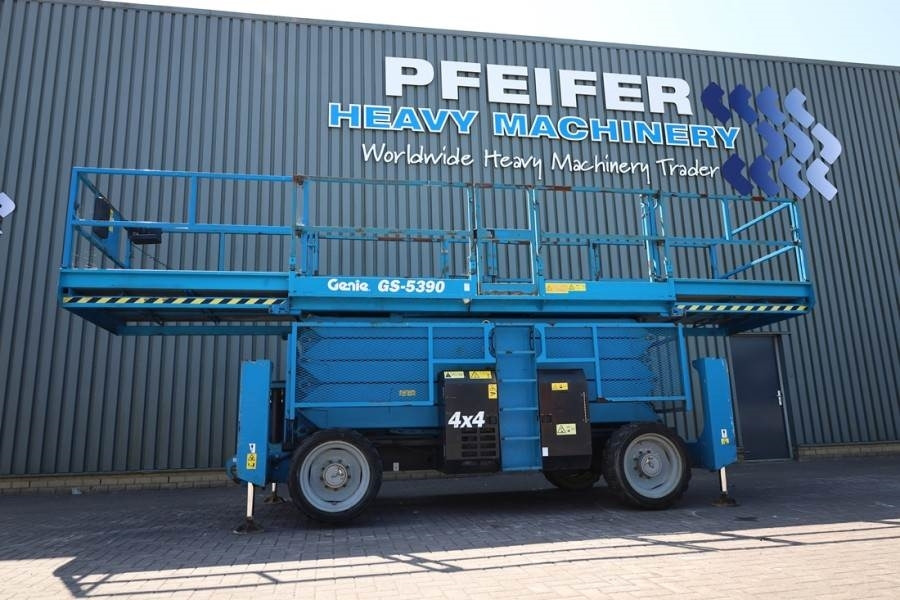 Saksilava Genie GS5390 Diesel, 4x4 Drive, 18.15m Working Height, 6: kuva Saksilava Genie GS5390 Diesel, 4x4 Drive, 18.15m Working Height, 6 Saksilava Genie GS5390 Diesel, 4x4 Drive, 18.15m Working Height, 6: kuva Saksilava Genie GS5390 Diesel, 4x4 Drive, 18.15m Working Height, 6