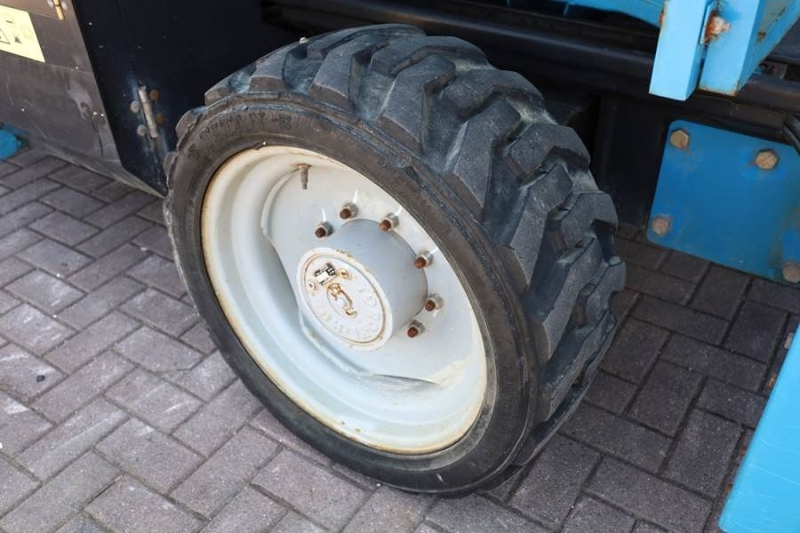 Saksilava Genie GS5390 Diesel, 4x4 Drive, 18.15m Working Height, 6: kuva Saksilava Genie GS5390 Diesel, 4x4 Drive, 18.15m Working Height, 6 Saksilava Genie GS5390 Diesel, 4x4 Drive, 18.15m Working Height, 6: kuva Saksilava Genie GS5390 Diesel, 4x4 Drive, 18.15m Working Height, 6