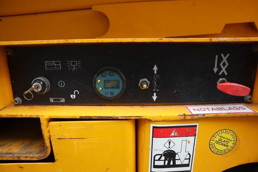 Haulotte Compact 10 Electric, 10m Working Height, 450kg Cap - Saksilava: kuva Haulotte Compact 10 Electric, 10m Working Height, 450kg Cap - Saksilava Haulotte Compact 10 Electric, 10m Working Height, 450kg Cap - Saksilava: kuva Haulotte Compact 10 Electric, 10m Working Height, 450kg Cap - Saksilava