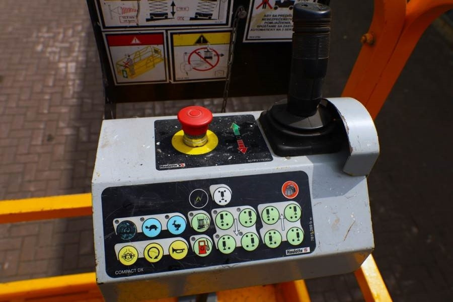 Haulotte Compact 12RTE Electric, 12m Working Height, 450kg - Saksilava: kuva Haulotte Compact 12RTE Electric, 12m Working Height, 450kg - Saksilava Haulotte Compact 12RTE Electric, 12m Working Height, 450kg - Saksilava: kuva Haulotte Compact 12RTE Electric, 12m Working Height, 450kg - Saksilava