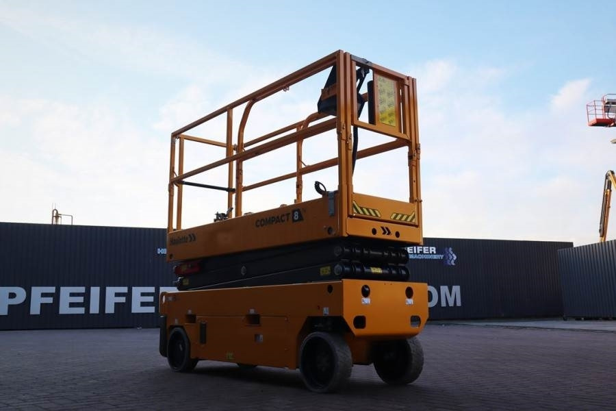 Haulotte Compact 8N Valid inspection, *Guarantee! 8m Workin - Saksilava: kuva Haulotte Compact 8N Valid inspection, *Guarantee! 8m Workin - Saksilava Haulotte Compact 8N Valid inspection, *Guarantee! 8m Workin - Saksilava: kuva Haulotte Compact 8N Valid inspection, *Guarantee! 8m Workin - Saksilava