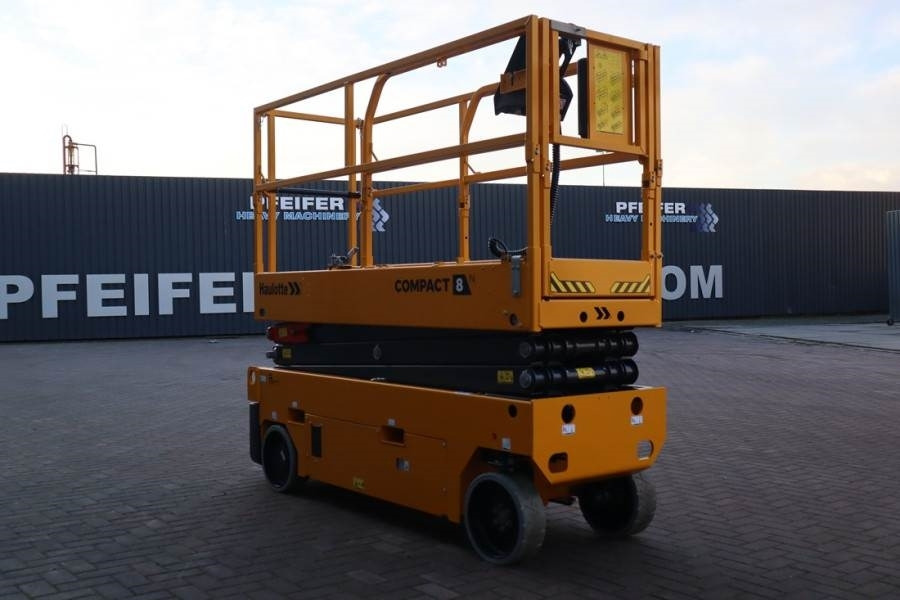 Haulotte Compact 8N Valid inspection, *Guarantee! 8m Workin - Saksilava: kuva Haulotte Compact 8N Valid inspection, *Guarantee! 8m Workin - Saksilava Haulotte Compact 8N Valid inspection, *Guarantee! 8m Workin - Saksilava: kuva Haulotte Compact 8N Valid inspection, *Guarantee! 8m Workin - Saksilava