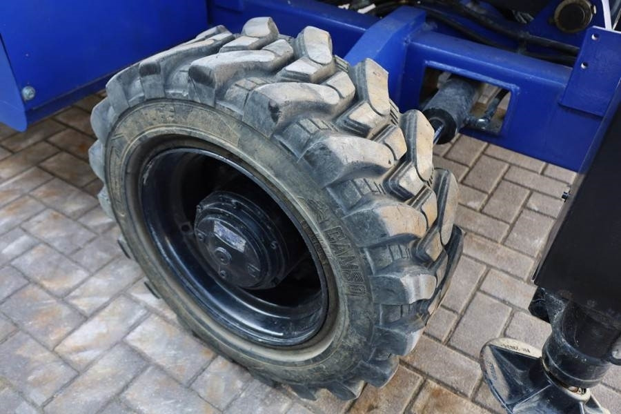 Saksilava Haulotte H15SXL Diesel, 4x4 Drive, 15m Working Height, 500k: kuva Saksilava Haulotte H15SXL Diesel, 4x4 Drive, 15m Working Height, 500k Saksilava Haulotte H15SXL Diesel, 4x4 Drive, 15m Working Height, 500k: kuva Saksilava Haulotte H15SXL Diesel, 4x4 Drive, 15m Working Height, 500k