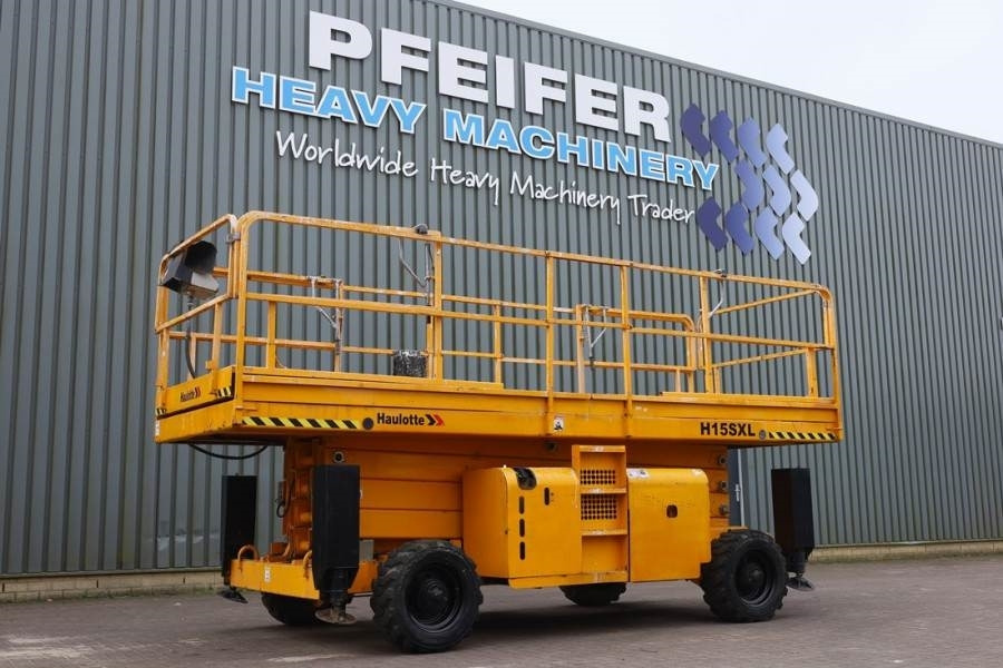 Haulotte H15SXL Diesel, 4x4 Drive, 15m Working Height, 500k  - Saksilava: kuva Haulotte H15SXL Diesel, 4x4 Drive, 15m Working Height, 500k  - Saksilava Haulotte H15SXL Diesel, 4x4 Drive, 15m Working Height, 500k  - Saksilava: kuva Haulotte H15SXL Diesel, 4x4 Drive, 15m Working Height, 500k  - Saksilava