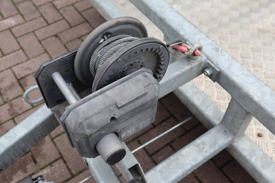 Henra Multi 3500kg Henra Multi 3500 kg loading capacity  - Peräkärry: kuva Henra Multi 3500kg Henra Multi 3500 kg loading capacity  - Peräkärry Henra Multi 3500kg Henra Multi 3500 kg loading capacity  - Peräkärry: kuva Henra Multi 3500kg Henra Multi 3500 kg loading capacity  - Peräkärry