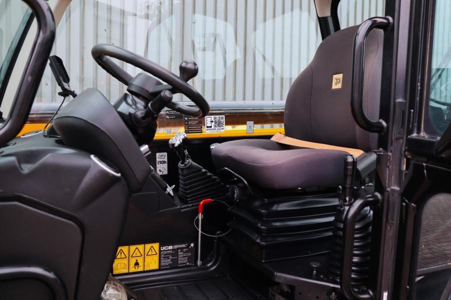 JCB 540V-140 Diesel Stage V, 4x4x4 Drive, 13.8m Liftin - Kurottaja: kuva JCB 540V-140 Diesel Stage V, 4x4x4 Drive, 13.8m Liftin - Kurottaja JCB 540V-140 Diesel Stage V, 4x4x4 Drive, 13.8m Liftin - Kurottaja: kuva JCB 540V-140 Diesel Stage V, 4x4x4 Drive, 13.8m Liftin - Kurottaja