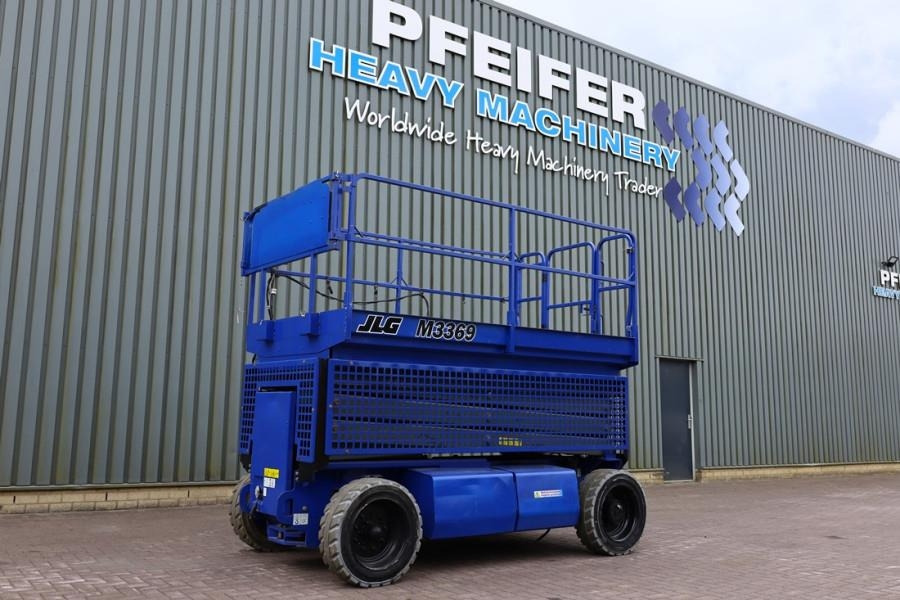 JLG M3369 Hybrid, 12m Working Height, 450kg Capacity, - Saksilava: kuva JLG M3369 Hybrid, 12m Working Height, 450kg Capacity, - Saksilava JLG M3369 Hybrid, 12m Working Height, 450kg Capacity, - Saksilava: kuva JLG M3369 Hybrid, 12m Working Height, 450kg Capacity, - Saksilava