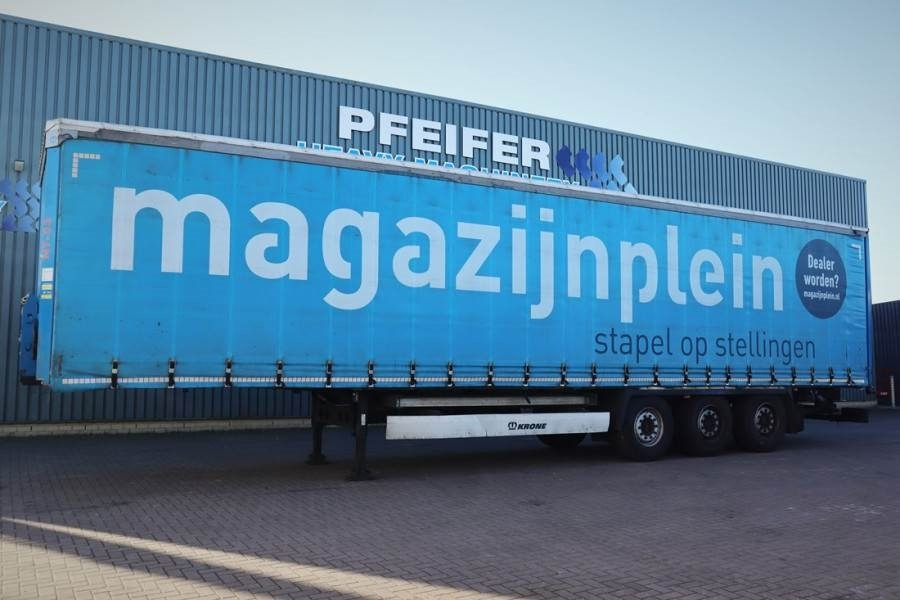 Krone SD Dutch Registration, 3-Axle, Lift Axle, Air Susp - Pressukapelliperävaunu: kuva Krone SD Dutch Registration, 3-Axle, Lift Axle, Air Susp - Pressukapelliperävaunu Krone SD Dutch Registration, 3-Axle, Lift Axle, Air Susp - Pressukapelliperävaunu: kuva Krone SD Dutch Registration, 3-Axle, Lift Axle, Air Susp - Pressukapelliperävaunu