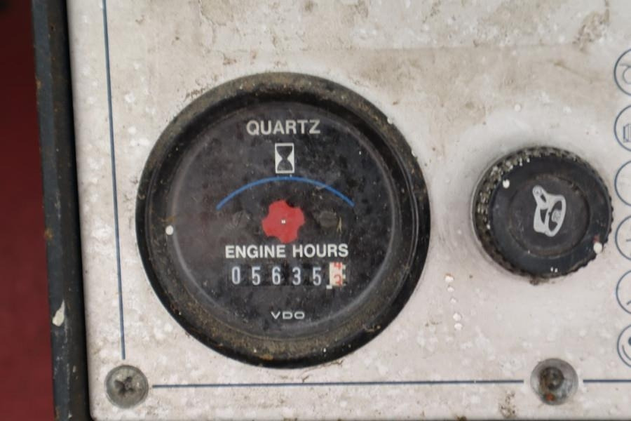 Liftlux SL320-30DS Diesel, 4x4 Drive, 34m Working Height, - Saksilava: kuva Liftlux SL320-30DS Diesel, 4x4 Drive, 34m Working Height, - Saksilava Liftlux SL320-30DS Diesel, 4x4 Drive, 34m Working Height, - Saksilava: kuva Liftlux SL320-30DS Diesel, 4x4 Drive, 34m Working Height, - Saksilava