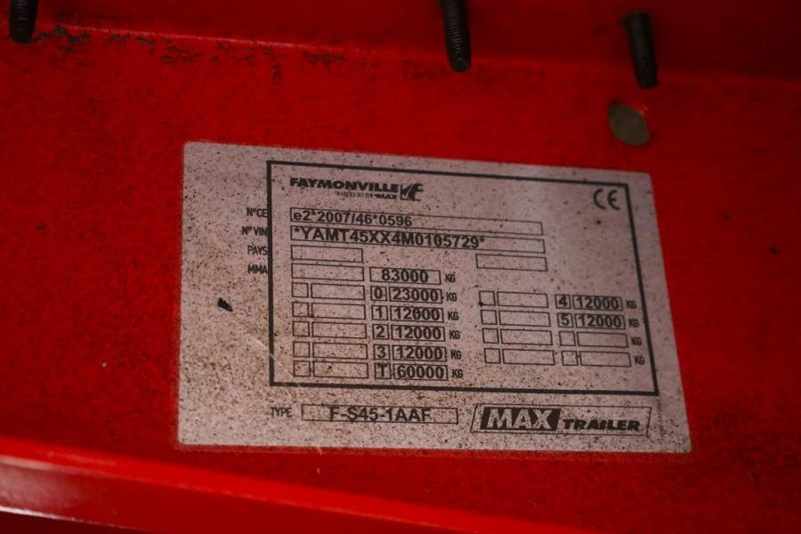 MAX Trailer MAX410 The MAX410 with hydro-mechanical" steering - Lavapuoliperävaunu: kuva MAX Trailer MAX410 The MAX410 with hydro-mechanical" steering - Lavapuoliperävaunu MAX Trailer MAX410 The MAX410 with hydro-mechanical" steering - Lavapuoliperävaunu: kuva MAX Trailer MAX410 The MAX410 with hydro-mechanical" steering - Lavapuoliperävaunu