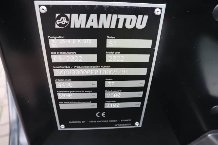 Manitou MC25-4 Valid Inspection, *Guarantee, Diesel, 4x4 D - Maastotrukki: kuva Manitou MC25-4 Valid Inspection, *Guarantee, Diesel, 4x4 D - Maastotrukki Manitou MC25-4 Valid Inspection, *Guarantee, Diesel, 4x4 D - Maastotrukki: kuva Manitou MC25-4 Valid Inspection, *Guarantee, Diesel, 4x4 D - Maastotrukki