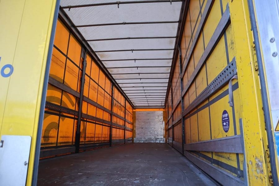 Schmitz CARG SCB3ST CoC Documents, TuV Loading Certificate - Pressukapelliperävaunu: kuva Schmitz CARG SCB3ST CoC Documents, TuV Loading Certificate - Pressukapelliperävaunu Schmitz CARG SCB3ST CoC Documents, TuV Loading Certificate - Pressukapelliperävaunu: kuva Schmitz CARG SCB3ST CoC Documents, TuV Loading Certificate - Pressukapelliperävaunu
