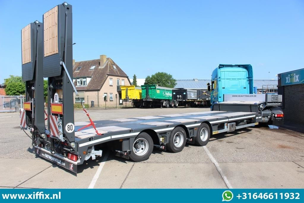 Faymonville TE Huur 3-ass. Semi dieplader met dubbele hydr. Kleppen en hefbed / - Apuvaunu puoliperävaunu: kuva Faymonville TE Huur 3-ass. Semi dieplader met dubbele hydr. Kleppen en hefbed / - Apuvaunu puoliperävaunu Faymonville TE Huur 3-ass. Semi dieplader met dubbele hydr. Kleppen en hefbed / - Apuvaunu puoliperävaunu: kuva Faymonville TE Huur 3-ass. Semi dieplader met dubbele hydr. Kleppen en hefbed / - Apuvaunu puoliperävaunu