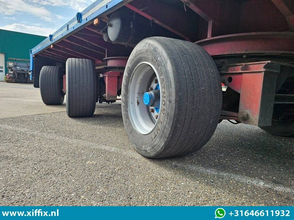 Lako 3-ass. Vlakke dubbel 2x uitschuifbare oplegger / 3x gestuurd - Lavapuoliperävaunu: kuva  Lako 3-ass. Vlakke dubbel 2x uitschuifbare oplegger / 3x gestuurd - Lavapuoliperävaunu Lako 3-ass. Vlakke dubbel 2x uitschuifbare oplegger / 3x gestuurd - Lavapuoliperävaunu: kuva  Lako 3-ass. Vlakke dubbel 2x uitschuifbare oplegger / 3x gestuurd - Lavapuoliperävaunu
