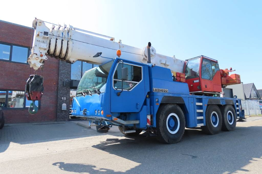 Liebherr LTM 1055-1  - Kaikki maastonosturi: kuva Liebherr LTM 1055-1  - Kaikki maastonosturi Liebherr LTM 1055-1  - Kaikki maastonosturi: kuva Liebherr LTM 1055-1  - Kaikki maastonosturi