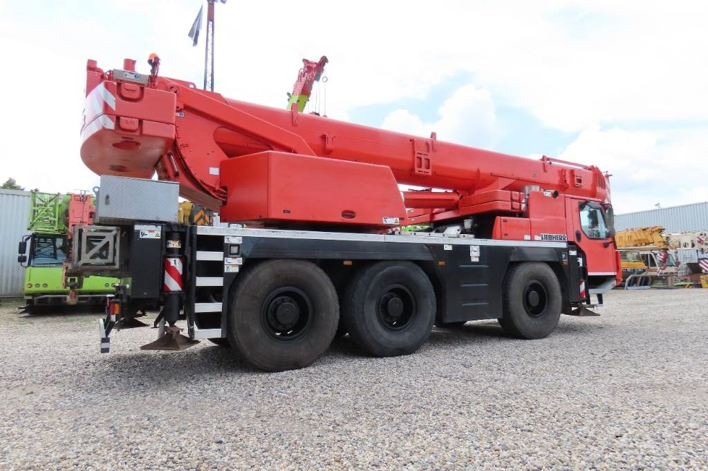 Liebherr LTM 1055-3.2  - Kaikki maastonosturi: kuva Liebherr LTM 1055-3.2  - Kaikki maastonosturi Liebherr LTM 1055-3.2  - Kaikki maastonosturi: kuva Liebherr LTM 1055-3.2  - Kaikki maastonosturi