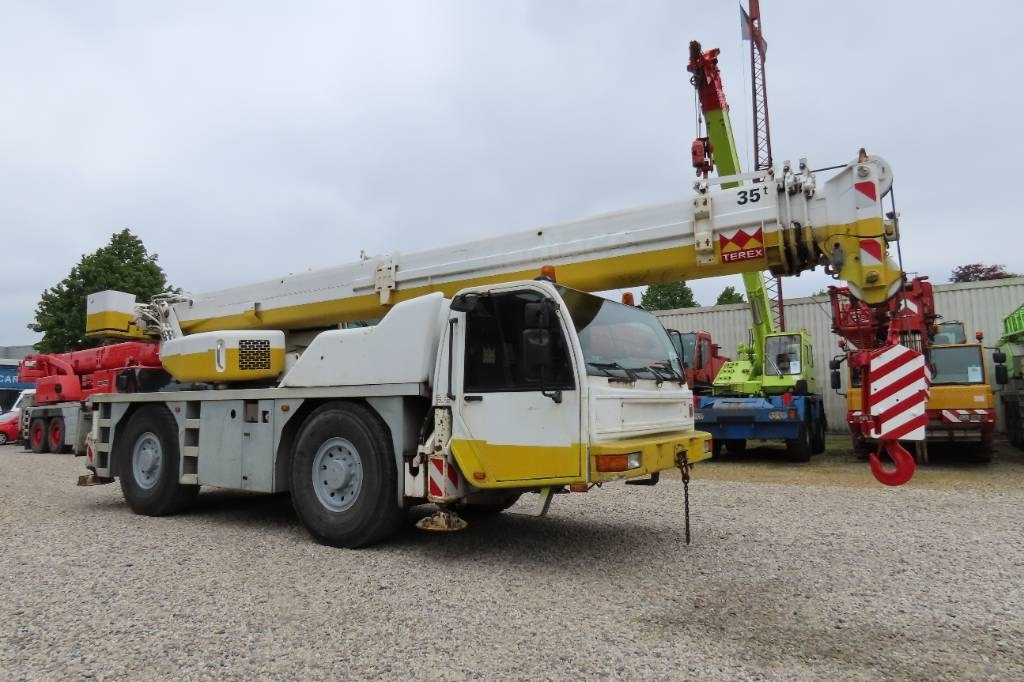 PPM ATT 400/3 - Kaikki maastonosturi: kuva PPM ATT 400/3 - Kaikki maastonosturi PPM ATT 400/3 - Kaikki maastonosturi: kuva PPM ATT 400/3 - Kaikki maastonosturi