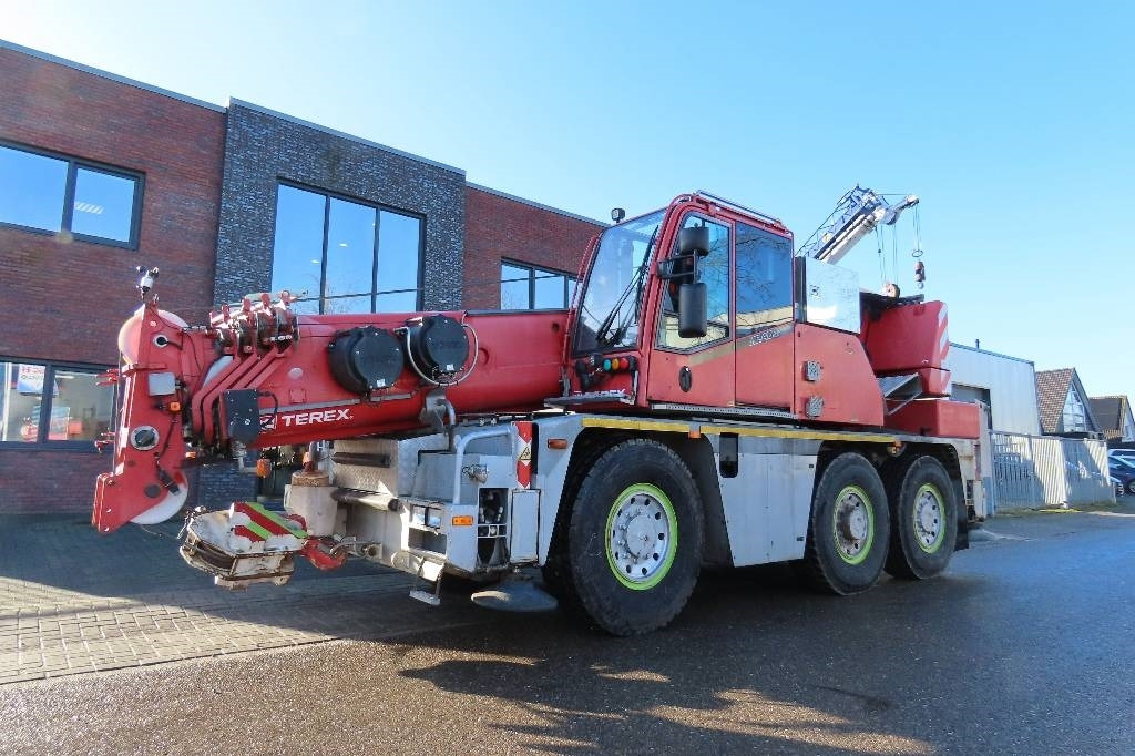 Terex Demag AC 40 City - Kaikki maastonosturi: kuva Terex Demag AC 40 City - Kaikki maastonosturi Terex Demag AC 40 City - Kaikki maastonosturi: kuva Terex Demag AC 40 City - Kaikki maastonosturi