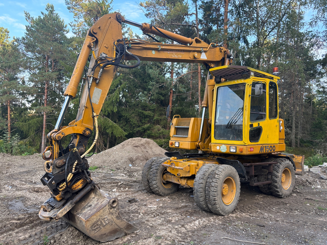 Hydrema M1500 - Kaivuri: kuva Hydrema M1500 - Kaivuri Hydrema M1500 - Kaivuri: kuva Hydrema M1500 - Kaivuri