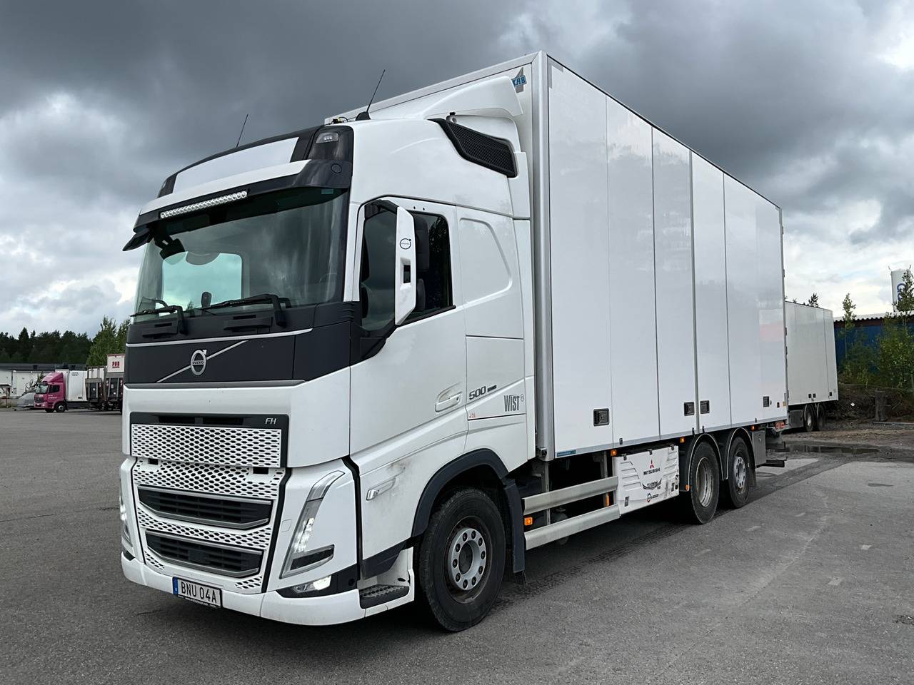 Volvo FH - Kuorma-auto: kuva Volvo FH - Kuorma-auto Volvo FH - Kuorma-auto: kuva Volvo FH - Kuorma-auto