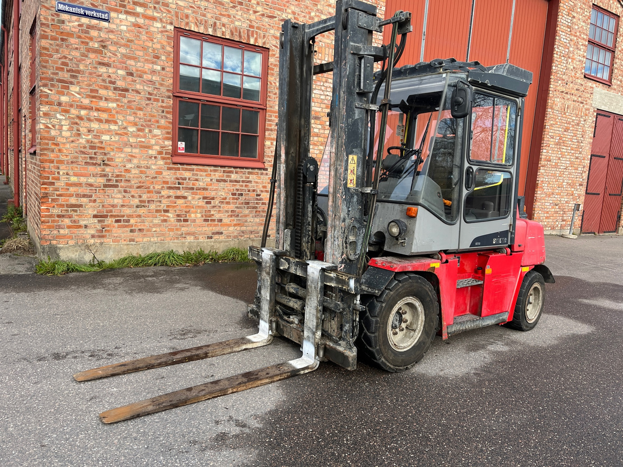 Kalmar DCF55-6H - Materiaalinkäsittely: kuva Kalmar DCF55-6H - Materiaalinkäsittely Kalmar DCF55-6H - Materiaalinkäsittely: kuva Kalmar DCF55-6H - Materiaalinkäsittely