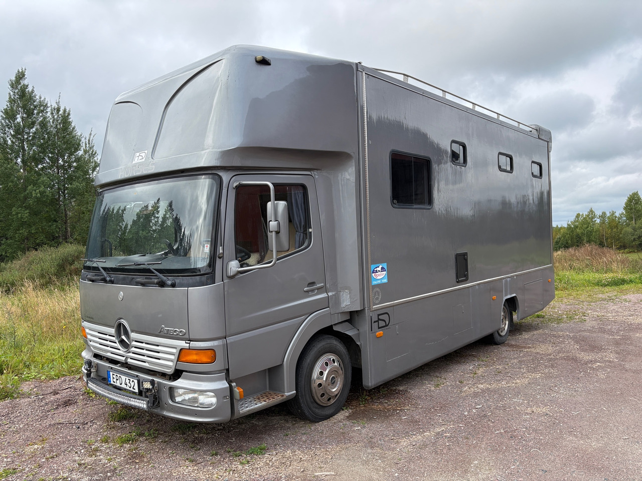 Mercedes-Benz 816 Atego - Hevosauto: kuva Mercedes-Benz 816 Atego - Hevosauto Mercedes-Benz 816 Atego - Hevosauto: kuva Mercedes-Benz 816 Atego - Hevosauto