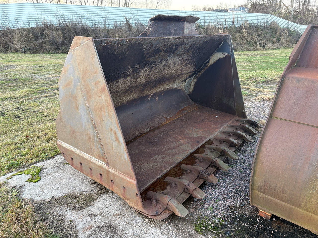 Volvo Tandskopa - Kauha: kuva Volvo Tandskopa - Kauha Volvo Tandskopa - Kauha: kuva Volvo Tandskopa - Kauha