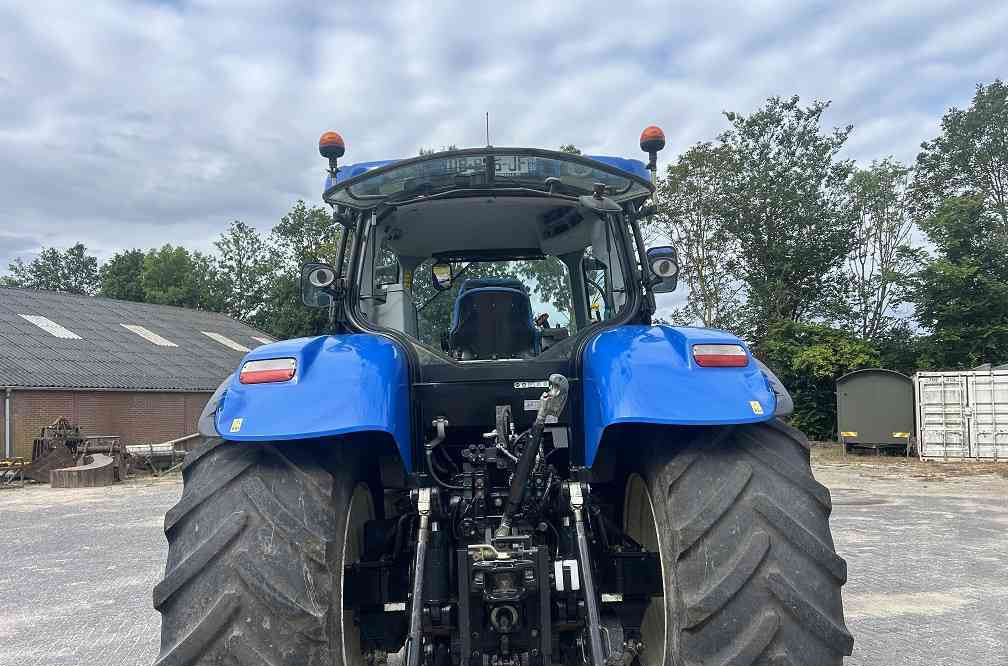 New Holland T7.260 pc - Traktori: kuva New Holland T7.260 pc - Traktori New Holland T7.260 pc - Traktori: kuva New Holland T7.260 pc - Traktori