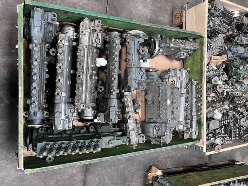 Bosch Bosch lijn pomp PE 5/6/8/10  - 43 stuks - Polttoainepumppu: kuva Bosch Bosch lijn pomp PE 5/6/8/10  - 43 stuks - Polttoainepumppu Bosch Bosch lijn pomp PE 5/6/8/10  - 43 stuks - Polttoainepumppu: kuva Bosch Bosch lijn pomp PE 5/6/8/10  - 43 stuks - Polttoainepumppu