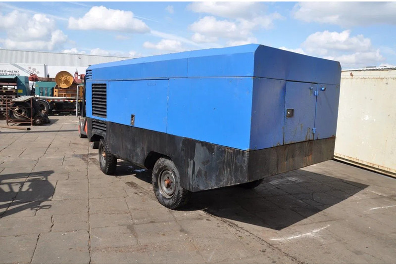 Ingersoll Rand Compressor 9270 of 9/270 Cummins ISL - Porakone: kuva Ingersoll Rand Compressor 9270 of 9/270 Cummins ISL - Porakone Ingersoll Rand Compressor 9270 of 9/270 Cummins ISL - Porakone: kuva Ingersoll Rand Compressor 9270 of 9/270 Cummins ISL - Porakone