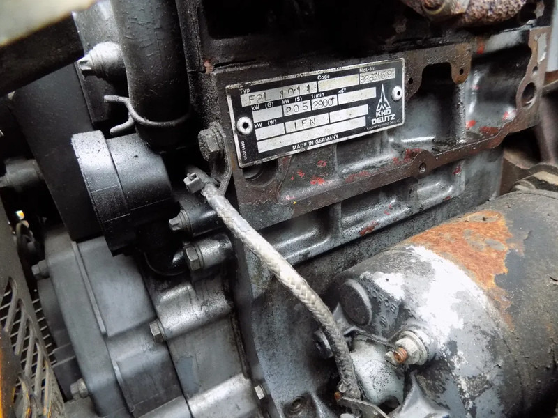 Ingersoll Rand compressor deutz typ 1011 met tandem aanhanger - Ilmakompressori: kuva Ingersoll Rand compressor deutz typ 1011 met tandem aanhanger - Ilmakompressori Ingersoll Rand compressor deutz typ 1011 met tandem aanhanger - Ilmakompressori: kuva Ingersoll Rand compressor deutz typ 1011 met tandem aanhanger - Ilmakompressori