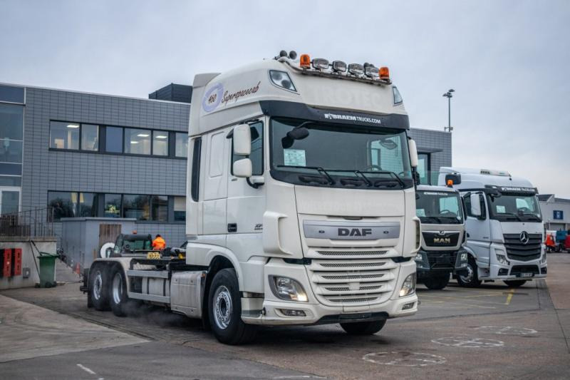 DAF XF 105.460 - AJK + intarder - Koukkulava kuorma-auto: kuva DAF XF 105.460 - AJK + intarder - Koukkulava kuorma-auto DAF XF 105.460 - AJK + intarder - Koukkulava kuorma-auto: kuva DAF XF 105.460 - AJK + intarder - Koukkulava kuorma-auto