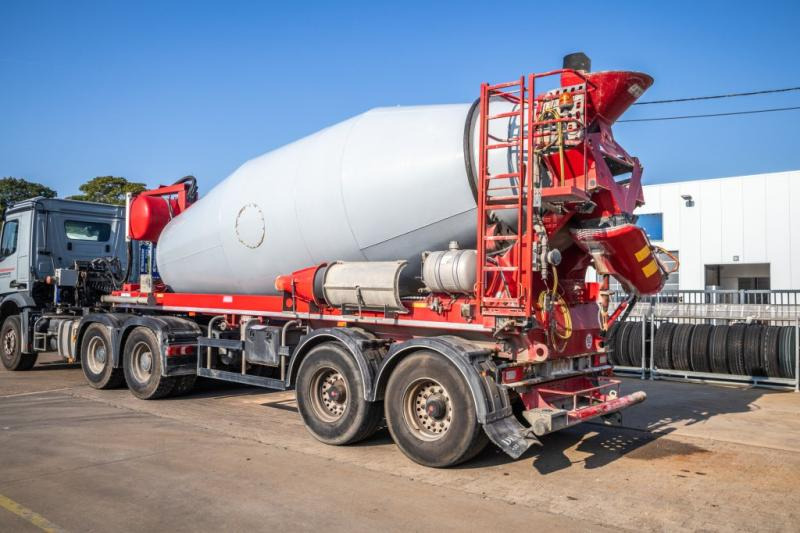 DE BUF BETON MIXER/MALAXEUR/MISCHER 12M3 - Betonin kuljetus puoliperävaunu: kuva DE BUF BETON MIXER/MALAXEUR/MISCHER 12M3 - Betonin kuljetus puoliperävaunu DE BUF BETON MIXER/MALAXEUR/MISCHER 12M3 - Betonin kuljetus puoliperävaunu: kuva DE BUF BETON MIXER/MALAXEUR/MISCHER 12M3 - Betonin kuljetus puoliperävaunu