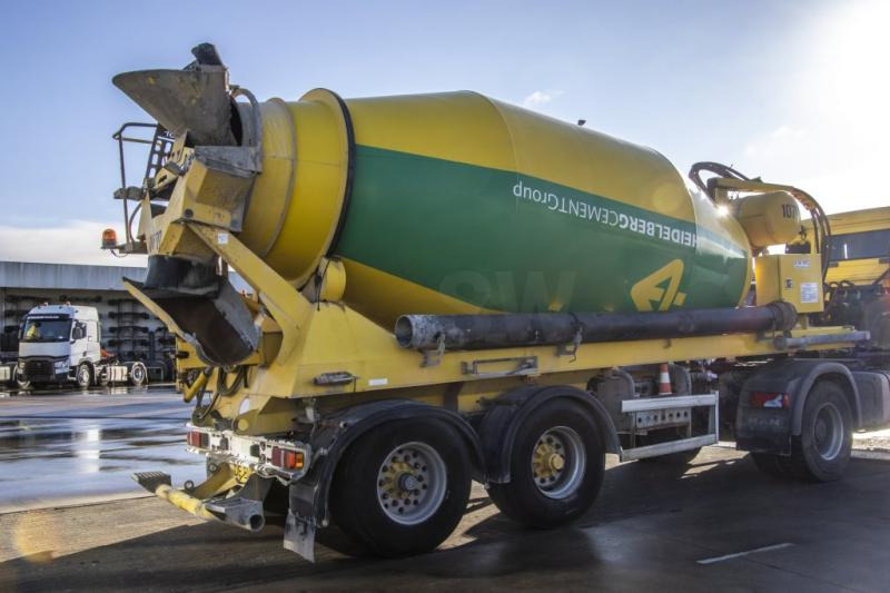 DE BUF MIXER/MALAXEUR/MISCHER-10M3 (gestuurd/gelenkt/dir./steering) - Betonin kuljetus puoliperävaunu: kuva DE BUF MIXER/MALAXEUR/MISCHER-10M3 (gestuurd/gelenkt/dir./steering) - Betonin kuljetus puoliperävaunu DE BUF MIXER/MALAXEUR/MISCHER-10M3 (gestuurd/gelenkt/dir./steering) - Betonin kuljetus puoliperävaunu: kuva DE BUF MIXER/MALAXEUR/MISCHER-10M3 (gestuurd/gelenkt/dir./steering) - Betonin kuljetus puoliperävaunu