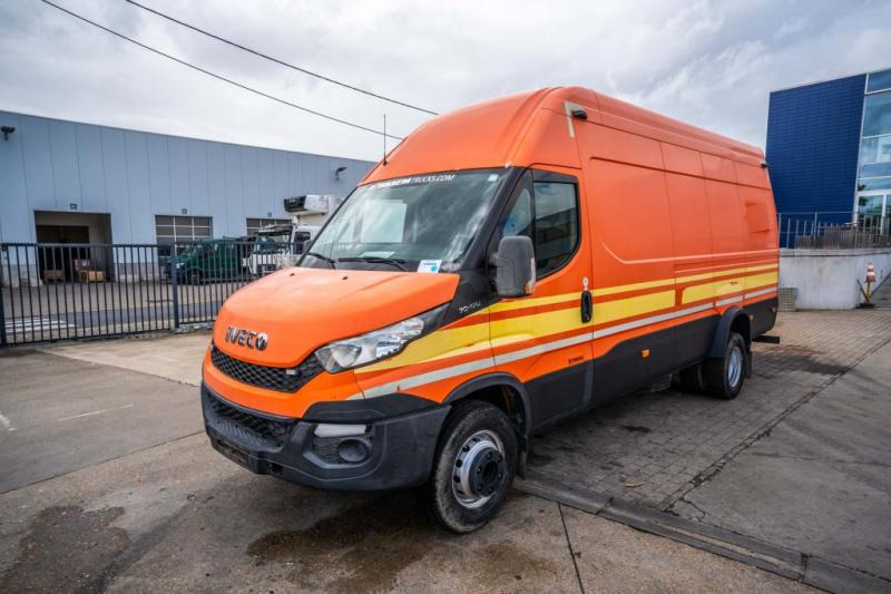 Iveco DAILY 70C170 +Dhollandia - Pakettiauto: kuva Iveco DAILY 70C170 +Dhollandia - Pakettiauto Iveco DAILY 70C170 +Dhollandia - Pakettiauto: kuva Iveco DAILY 70C170 +Dhollandia - Pakettiauto