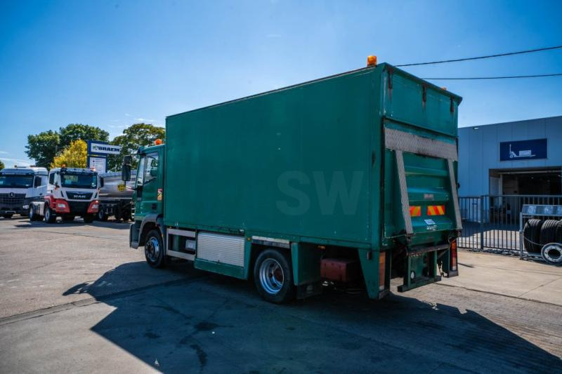 Iveco EUROCARGO 120E18 - Umpikori kuorma-auto: kuva Iveco EUROCARGO 120E18 - Umpikori kuorma-auto Iveco EUROCARGO 120E18 - Umpikori kuorma-auto: kuva Iveco EUROCARGO 120E18 - Umpikori kuorma-auto