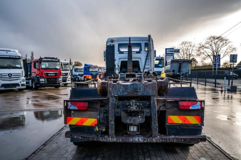 Koukkulava kuorma-auto MAN TGA 33.430 BB: kuva Koukkulava kuorma-auto MAN TGA 33.430 BB