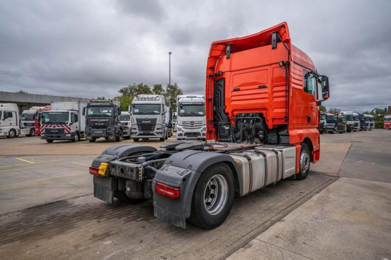 MAN TGX 18.470 XLX BLS+KIPHYDR. - Vetopöytäauto: kuva MAN TGX 18.470 XLX BLS+KIPHYDR. - Vetopöytäauto MAN TGX 18.470 XLX BLS+KIPHYDR. - Vetopöytäauto: kuva MAN TGX 18.470 XLX BLS+KIPHYDR. - Vetopöytäauto