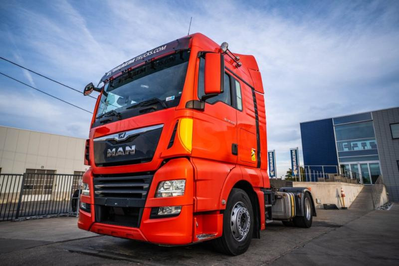 MAN TGX 18.470 XLX BLS+KIPHYDR. - Vetopöytäauto: kuva MAN TGX 18.470 XLX BLS+KIPHYDR. - Vetopöytäauto MAN TGX 18.470 XLX BLS+KIPHYDR. - Vetopöytäauto: kuva MAN TGX 18.470 XLX BLS+KIPHYDR. - Vetopöytäauto