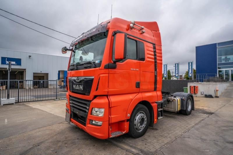 MAN TGX 18.470 XLX BLS+KIPHYDR. - Vetopöytäauto: kuva MAN TGX 18.470 XLX BLS+KIPHYDR. - Vetopöytäauto MAN TGX 18.470 XLX BLS+KIPHYDR. - Vetopöytäauto: kuva MAN TGX 18.470 XLX BLS+KIPHYDR. - Vetopöytäauto