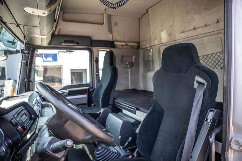 Vetopöytäauto MAN TGX 18.480 XLX BLS+INTARDER+EURO 5: kuva Vetopöytäauto MAN TGX 18.480 XLX BLS+INTARDER+EURO 5