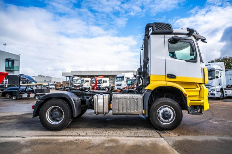 Mercedes AROCS 2045 AS (cardan ) - Vetopöytäauto: kuva Mercedes AROCS 2045 AS (cardan ) - Vetopöytäauto Mercedes AROCS 2045 AS (cardan ) - Vetopöytäauto: kuva Mercedes AROCS 2045 AS (cardan ) - Vetopöytäauto