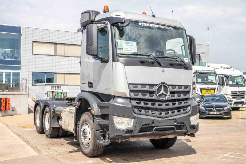 Mercedes AROCS 2645 BLS-6X4 - Vetopöytäauto: kuva Mercedes AROCS 2645 BLS-6X4 - Vetopöytäauto Mercedes AROCS 2645 BLS-6X4 - Vetopöytäauto: kuva Mercedes AROCS 2645 BLS-6X4 - Vetopöytäauto