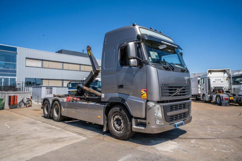 Volvo FH 480 -E5 + PALFINGER - Koukkulava kuorma-auto: kuva Volvo FH 480 -E5 + PALFINGER - Koukkulava kuorma-auto Volvo FH 480 -E5 + PALFINGER - Koukkulava kuorma-auto: kuva Volvo FH 480 -E5 + PALFINGER - Koukkulava kuorma-auto