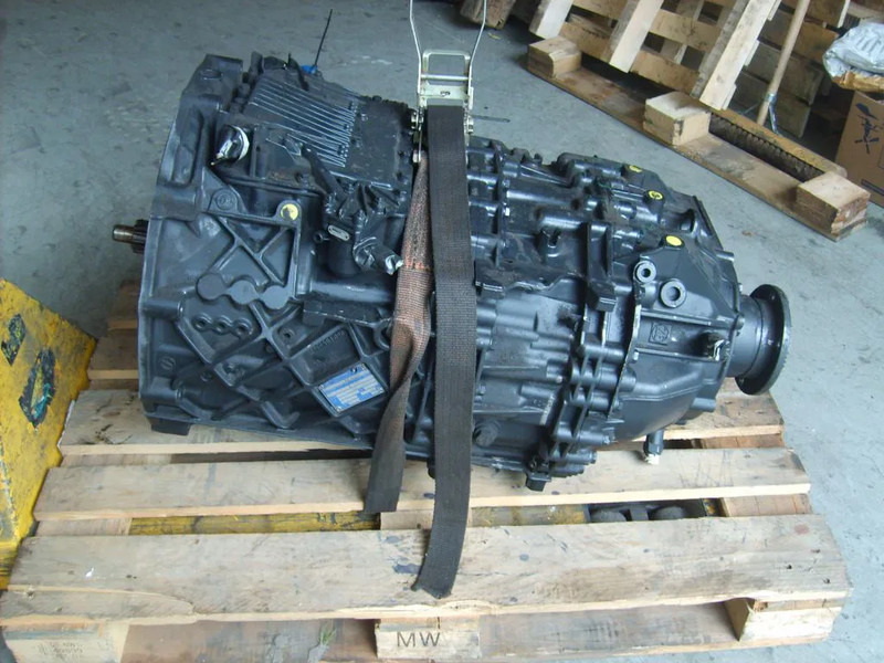 DAF ZF 12AS2130td, 1353030006/DAF1681753 - Vaihdelaatikko: kuva DAF ZF 12AS2130td, 1353030006/DAF1681753 - Vaihdelaatikko DAF ZF 12AS2130td, 1353030006/DAF1681753 - Vaihdelaatikko: kuva DAF ZF 12AS2130td, 1353030006/DAF1681753 - Vaihdelaatikko