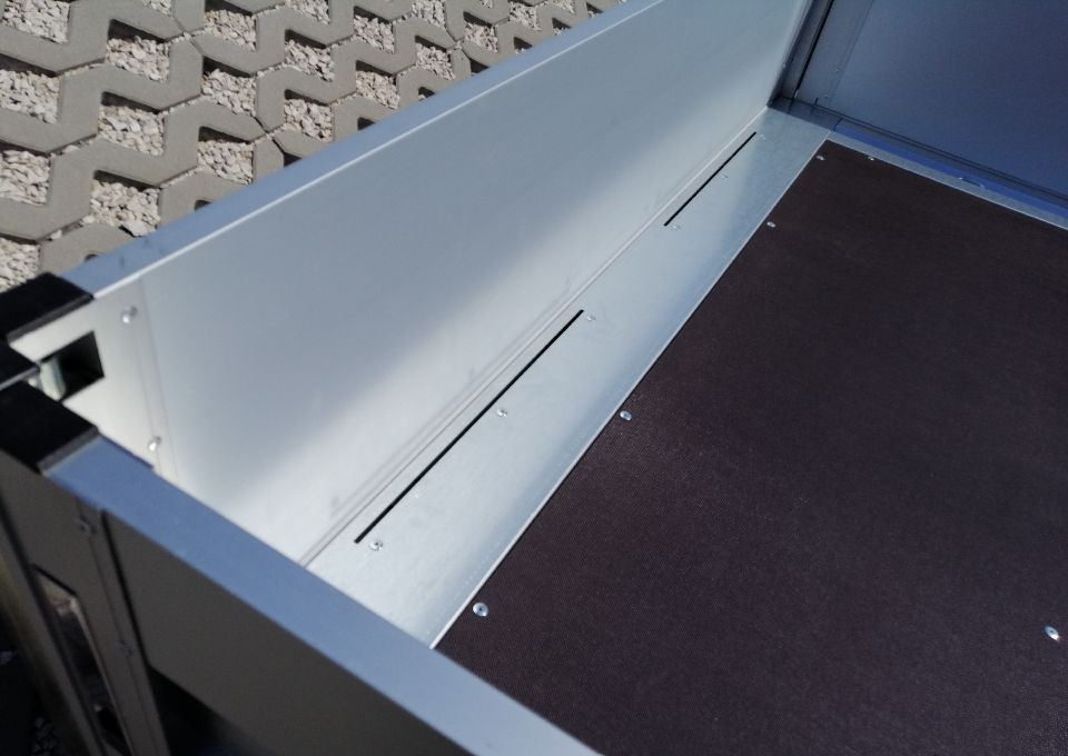 Besttrailers CONDOR III - Lavaperävaunu: kuva  Besttrailers CONDOR III - Lavaperävaunu Besttrailers CONDOR III - Lavaperävaunu: kuva  Besttrailers CONDOR III - Lavaperävaunu