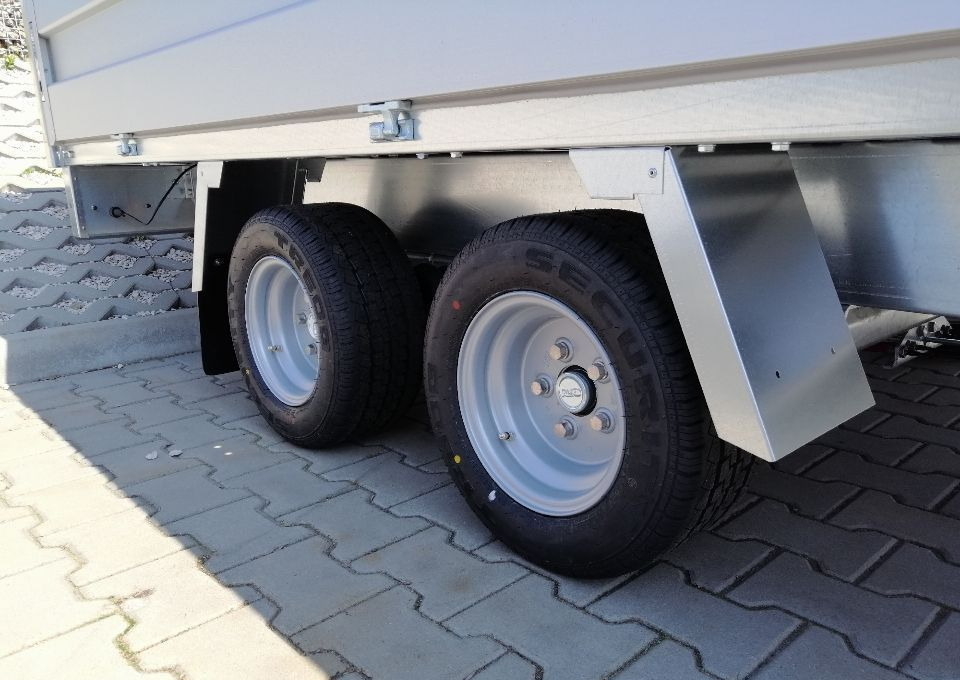 Besttrailers CONDOR III - Lavaperävaunu: kuva  Besttrailers CONDOR III - Lavaperävaunu Besttrailers CONDOR III - Lavaperävaunu: kuva  Besttrailers CONDOR III - Lavaperävaunu
