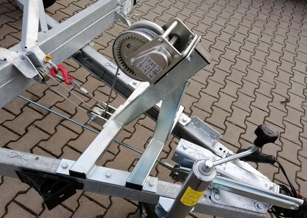 Besttrailers Przyczepa kablowa DMC 2700 kg K14" dwie osie - Kaapelivaunu: kuva Besttrailers Przyczepa kablowa DMC 2700 kg K14" dwie osie - Kaapelivaunu Besttrailers Przyczepa kablowa DMC 2700 kg K14" dwie osie - Kaapelivaunu: kuva Besttrailers Przyczepa kablowa DMC 2700 kg K14" dwie osie - Kaapelivaunu